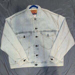 Levi's x Simpson’s Classic Light Blue Denim Jacket